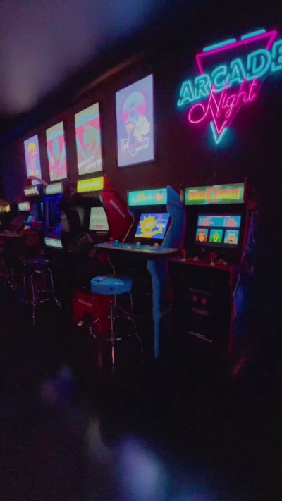 Watch Liz Katz's leaked NSFW video on TwXstars