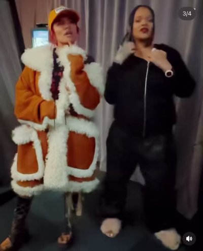 Watch Isabella:)'s leaked NSFW video on TwXstars