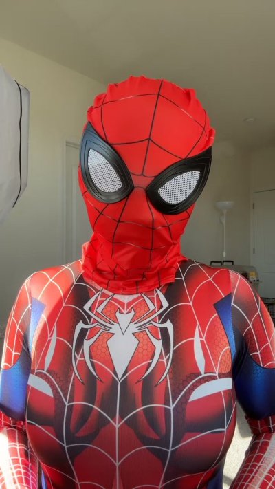 Watch MuscleMommyCosplays (🍑Linnea)'s leaked NSFW video on TwXstars