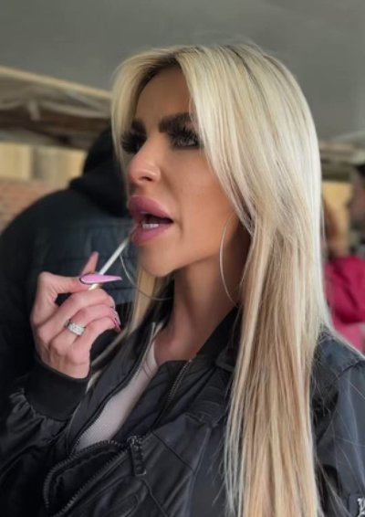 Watch Autumn Blair 's leaked NSFW video on TwXstars