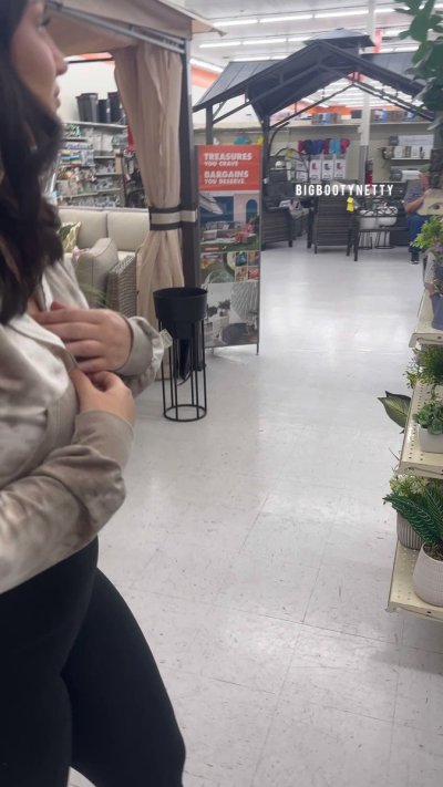 Watch bigbootynetty's leaked NSFW video on TwXstars