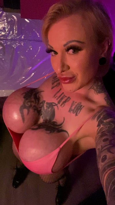 Watch Mrs_Koriste's leaked NSFW video on TwXstars