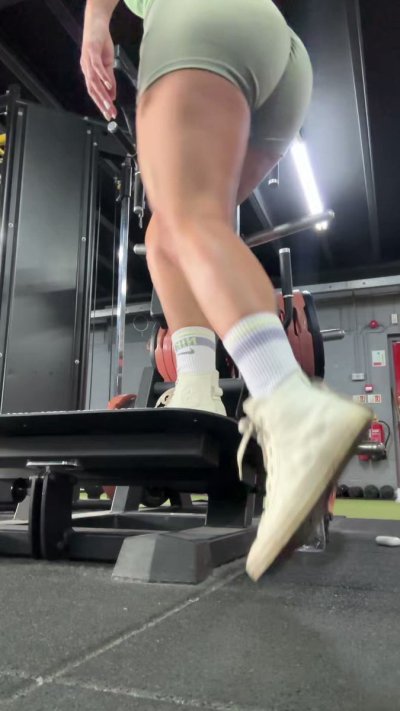 Watch Victoria Peach 🍑👑's leaked NSFW video on TwXstars