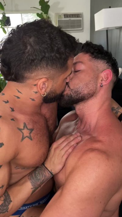 Watch Brock Banks's leaked NSFW video on TwXstars