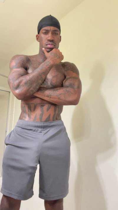 Watch Pressure's leaked NSFW video on TwXstars