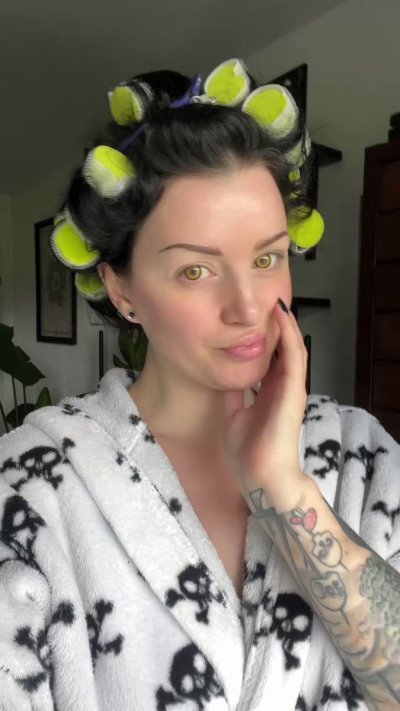 Watch Alissa Noir's leaked NSFW video on TwXstars