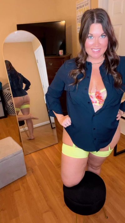 Watch Brooke Lynn (top .9% on OF)'s leaked NSFW video on TwXstars