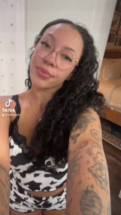 Watch liv 👽 (18+)'s leaked NSFW video on TwXstars