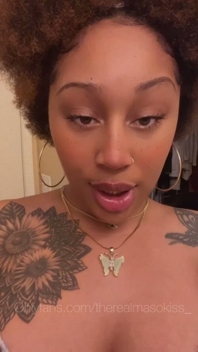 Watch Gatekeeper of the cheeks🍑's leaked NSFW video on TwXstars