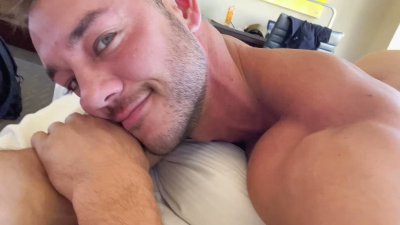 Watch KC Jaye's leaked NSFW video on TwXstars