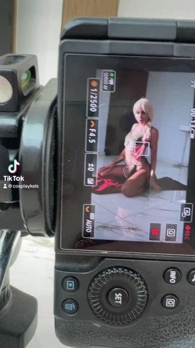 Watch Getwilder's leaked NSFW video on TwXstars