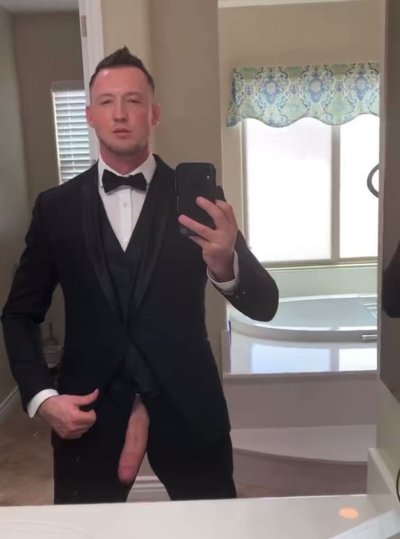 Watch 𝐏𝐢𝐞𝐫𝐜𝐞 𝐏𝐚𝐫𝐢𝐬's leaked NSFW video on TwXstars