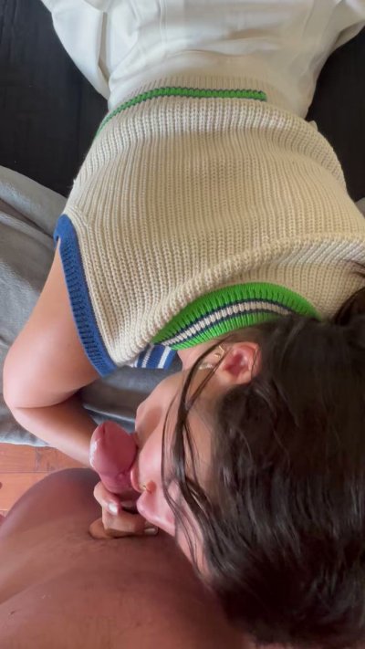 Watch lasirena69's leaked NSFW video on TwXstars