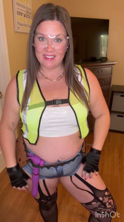 Watch Brooke Lynn (top .9% on OF)'s leaked NSFW video on TwXstars