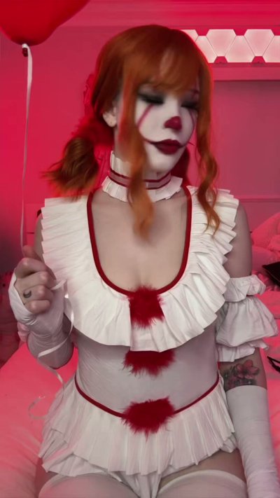 Watch lyn's leaked NSFW video on TwXstars