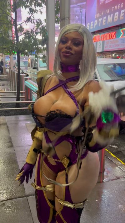 Watch Halle Hayes's leaked NSFW video on TwXstars