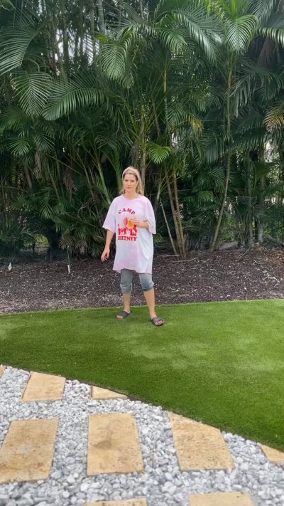 Watch Amanda Cerny's leaked NSFW video on TwXstars