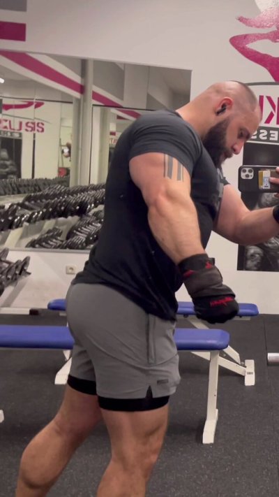 Watch Nik's leaked NSFW video on TwXstars