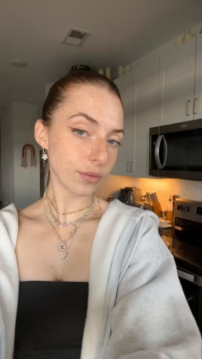 Watch Lynn🦋's leaked NSFW video on TwXstars