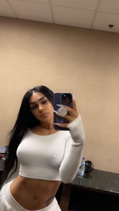 Watch Eva Maxim's leaked NSFW video on TwXstars