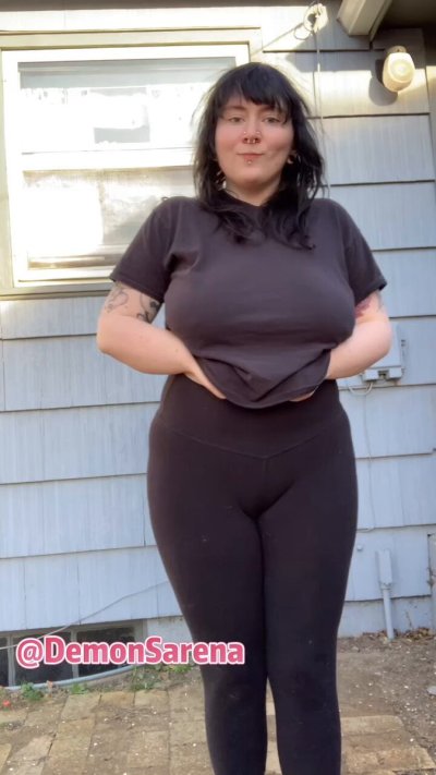 Watch 🍓Big Titty Slut🍓's leaked NSFW video on TwXstars