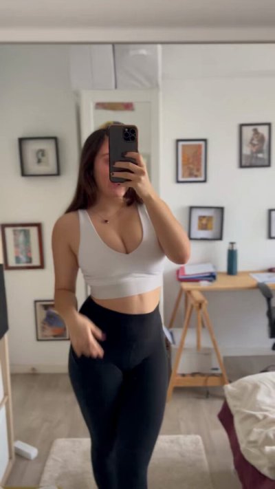 Watch Julie Breizh 40k's leaked NSFW video on TwXstars