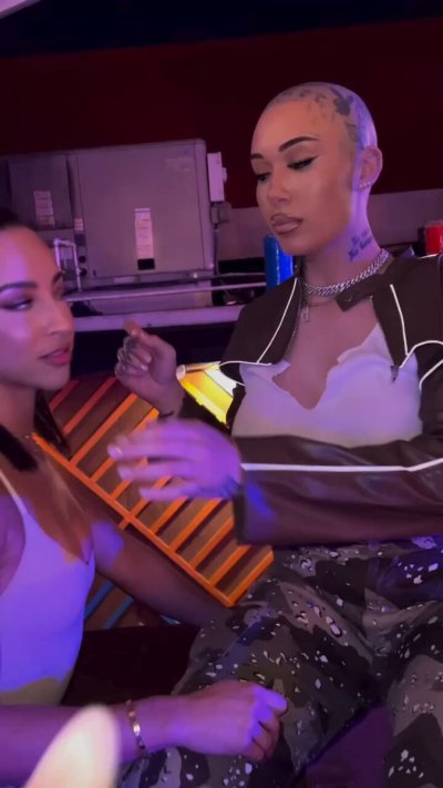 Watch destinicreams's leaked NSFW video on TwXstars