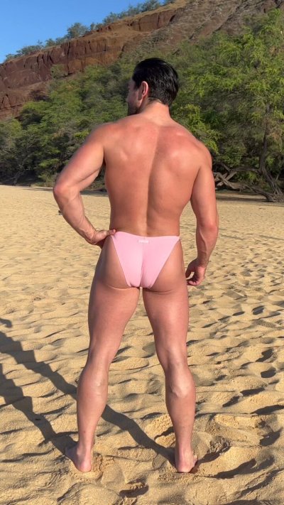 Watch Grand Axis's leaked NSFW video on TwXstars