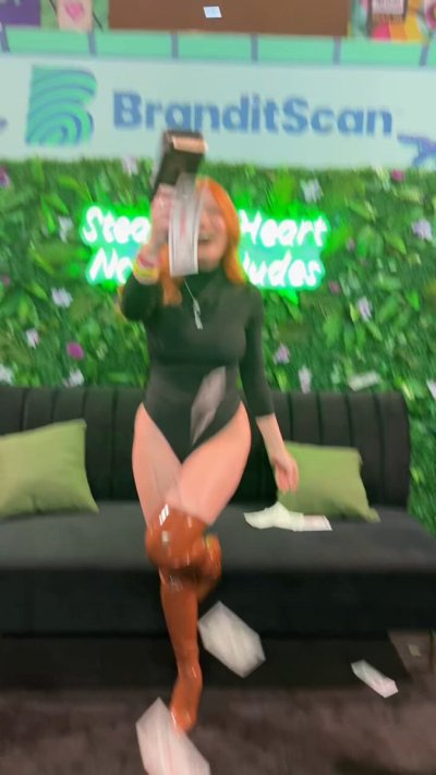 Watch Lacy Lennon's leaked NSFW video on TwXstars