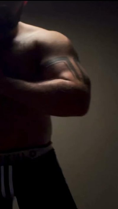 Watch Nik's leaked NSFW video on TwXstars