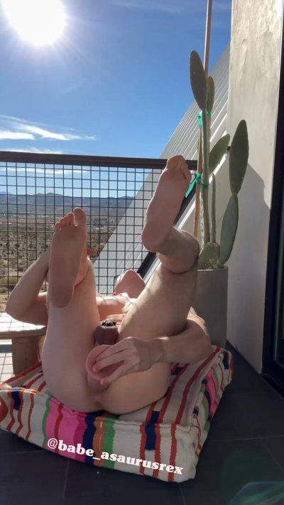 Watch babe_asaurusrex's leaked NSFW video on TwXstars