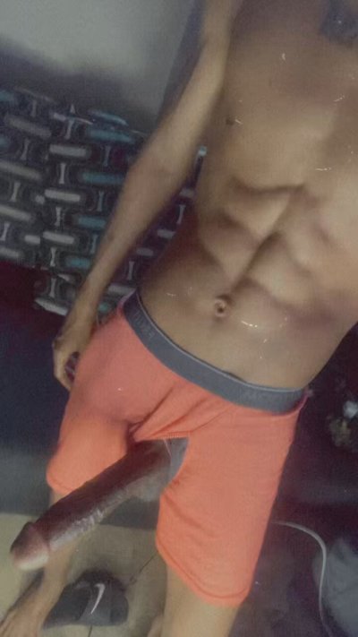 Watch IG- yeahitzrell's leaked NSFW video on TwXstars