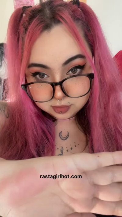 Watch Rasta Girl 💕Free 0F's leaked NSFW video on TwXstars