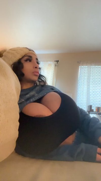 Watch MarizaRabbit's leaked NSFW video on TwXstars