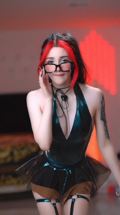 Watch Alyri's leaked NSFW video on TwXstars