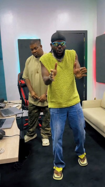 Watch ℤ𝕖𝕖𝕫𝕙𝕦!'s leaked NSFW video on TwXstars