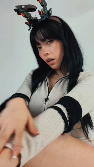 Watch cyber gf's leaked NSFW video on TwXstars