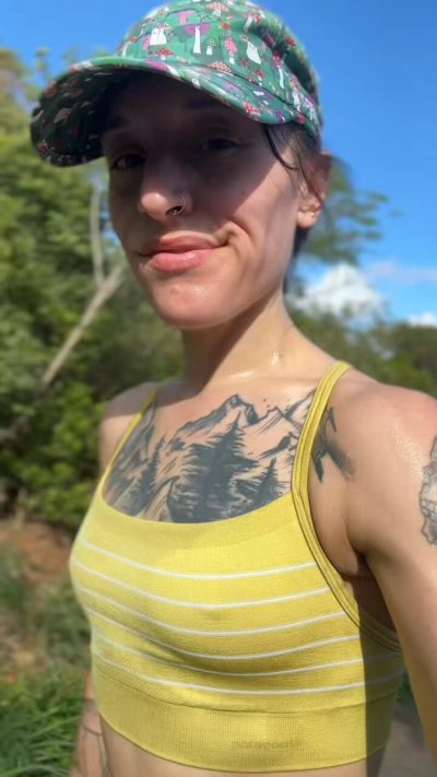 Watch Rachel Olivia's leaked NSFW video on TwXstars