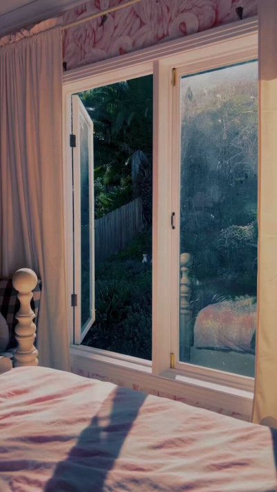 Watch cyber gf's leaked NSFW video on TwXstars