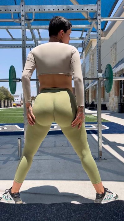 Watch destinicreams's leaked NSFW video on TwXstars