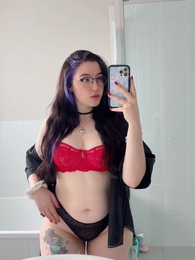 Watch may 🇦🇺's leaked NSFW video on TwXstars