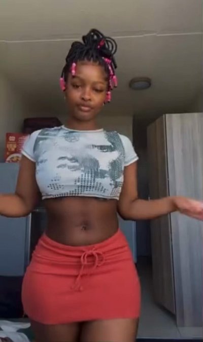 Watch ᑲᥣ𝗈ડડ𝗈ო 💗's leaked NSFW video on TwXstars