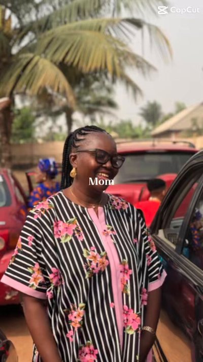 Watch ᑲᥣ𝗈ડડ𝗈ო 💗's leaked NSFW video on TwXstars