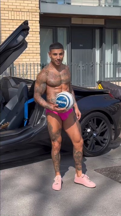 Watch Mr Exotic - 736K's leaked NSFW video on TwXstars