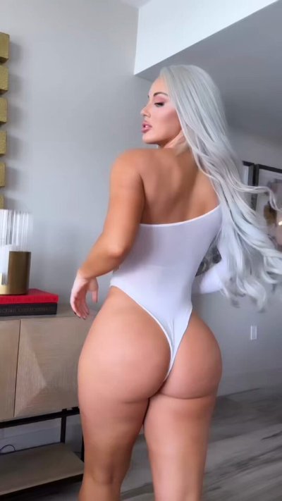 Watch Laci Kay Somers's leaked NSFW video on TwXstars