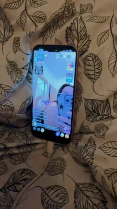 Watch vicky2freaky's leaked NSFW video on TwXstars