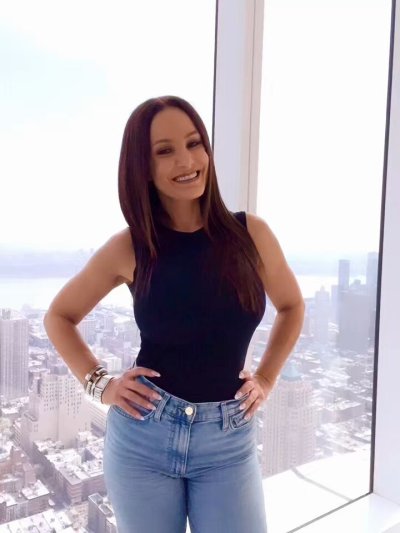 Watch Lisa Ann's leaked NSFW video on TwXstars