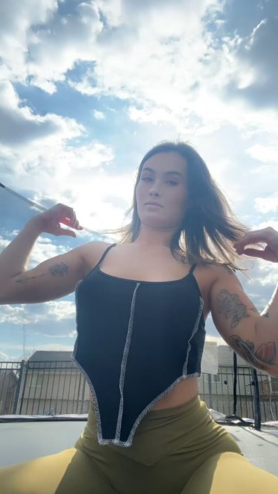 Watch Skylar🤍🤍's leaked NSFW video on TwXstars