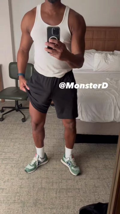 Watch MonsterD's leaked NSFW video on TwXstars