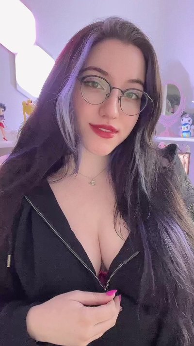 Watch may 🇦🇺's leaked NSFW video on TwXstars